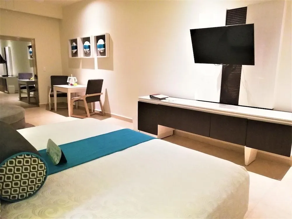 Resort El Dorado Seaside Palms, Catamaran, Cenote & More Inclusive (Adults Only) Xpu Ha